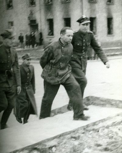 Rudolf Höss on the way to his execution site, Auschwitz 1947. Courtesy of The Institute of National Remembrance.